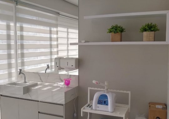 Marcia Menoncin Dermatologia